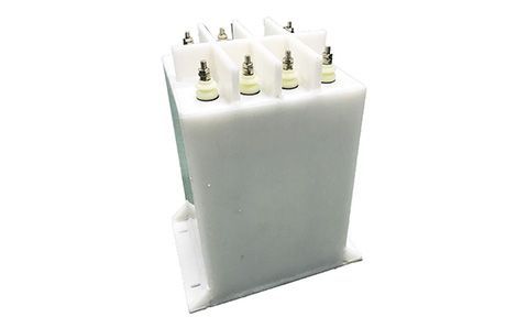 什么情況會(huì)引起補(bǔ)償電容器發(fā)生過電流？